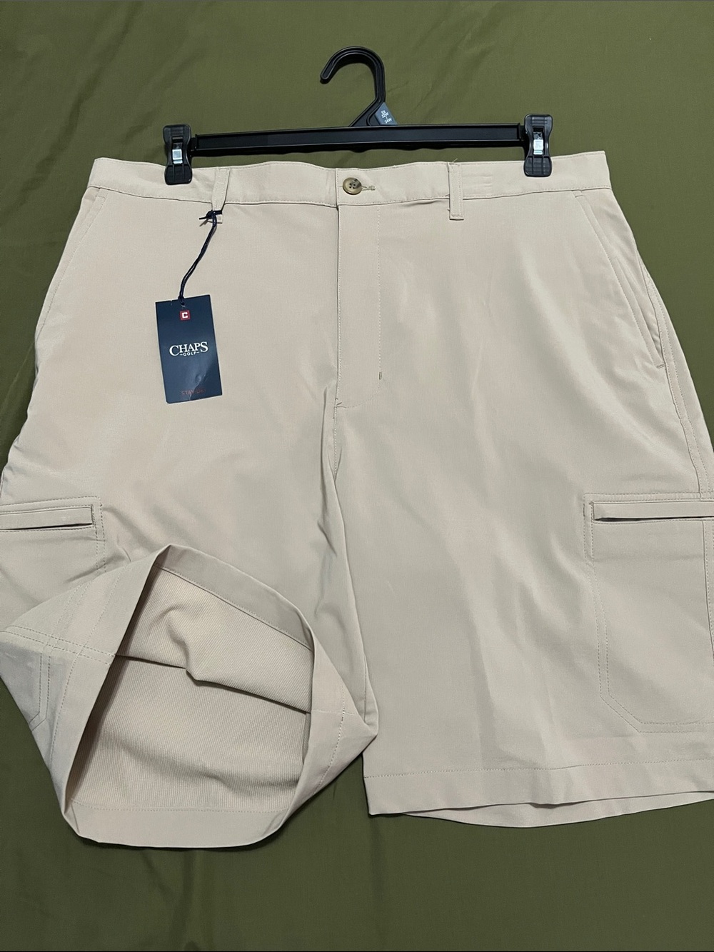 Chaps Men’s Tan Cargo Shorts
